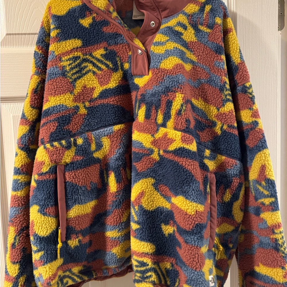 The North Face Blue and Brown Fleece Pullover